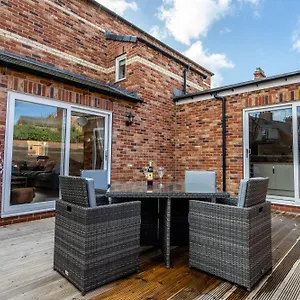  Holiday home Wensleydale Mews